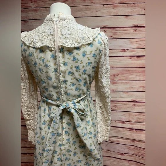 Vintage Floral High Neck Crochet Long Sleeve Prairie Dress